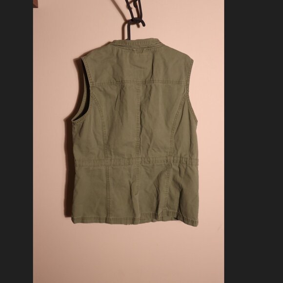 Merona green rugged style casual vest, size large, functional pockets, adjustabl - Picture 10 of 11